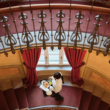 Palazzo Venezia Hotel