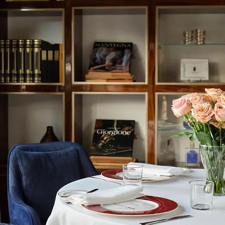 Palazzo Venezia 5* Como