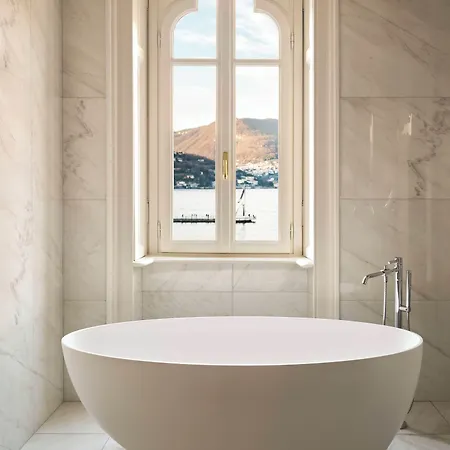 Palazzo Venezia 5* Como