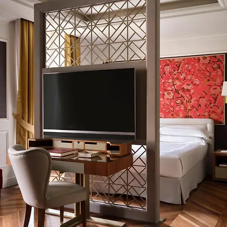 Palazzo Venezia Hotel